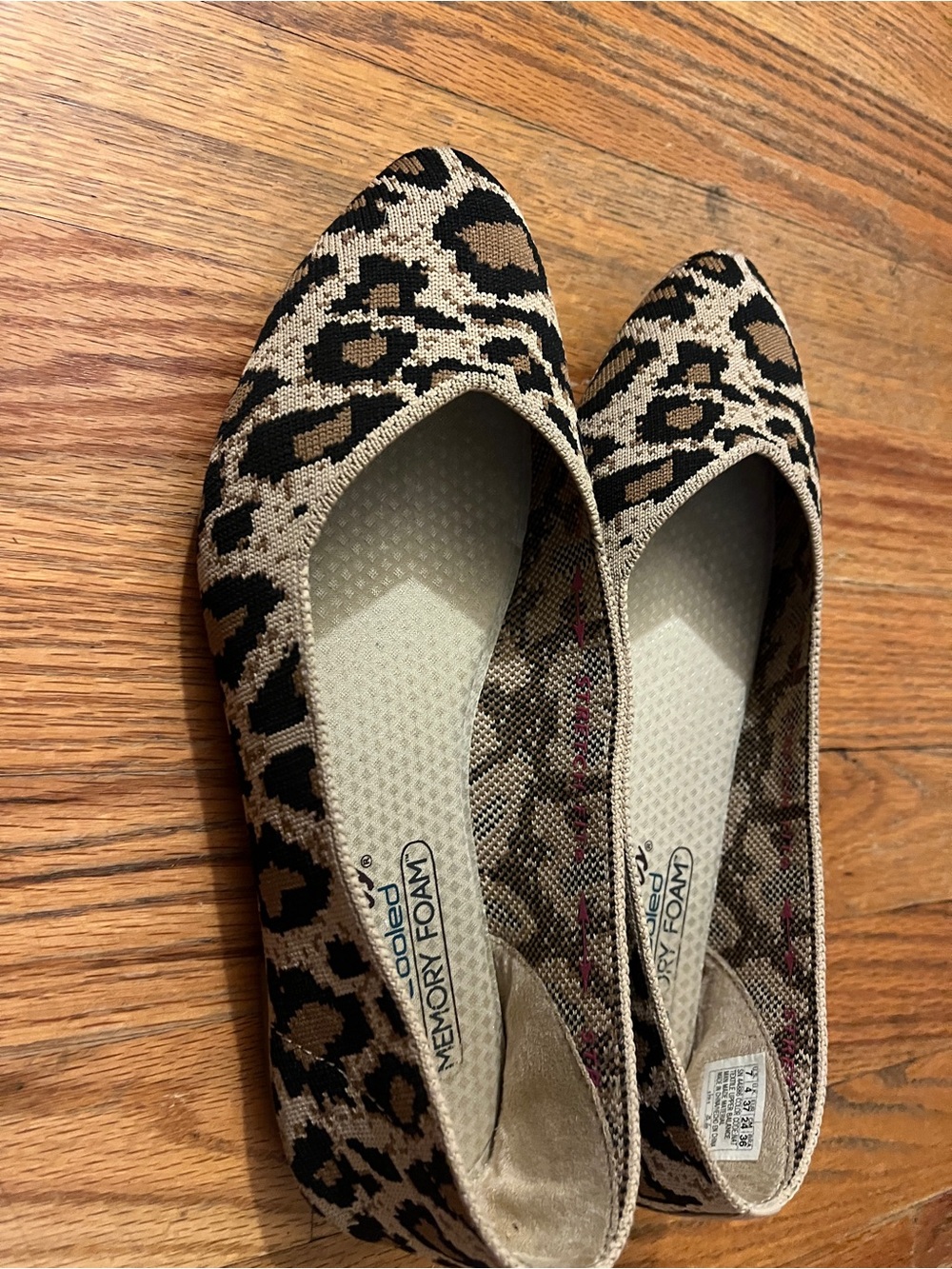 Leopard Print Pointed Toe Women's Flats - Beige Black